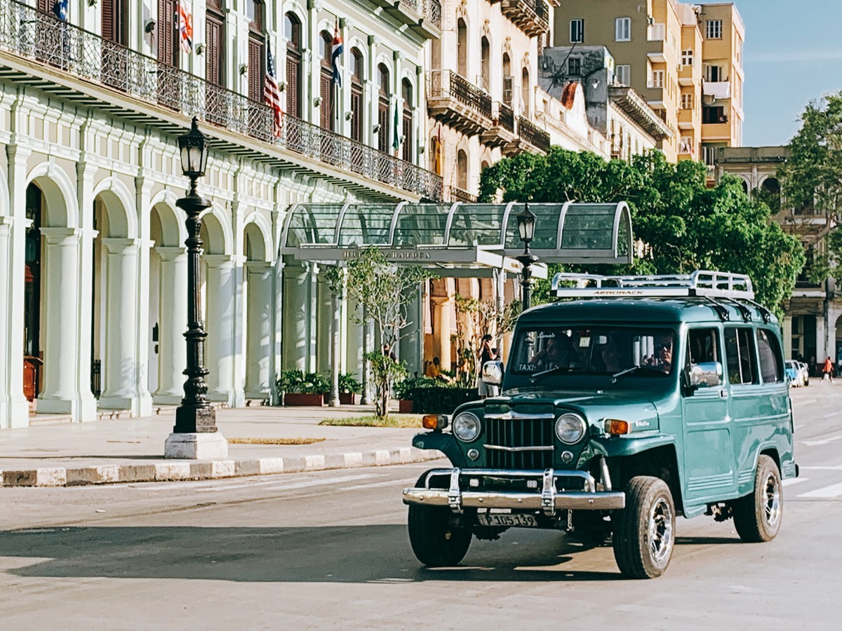 Cuba classiccar 25